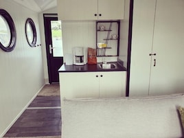 Mobile Home | Living room