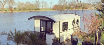 Houseboat in Lathumse Plas With Harbor Views