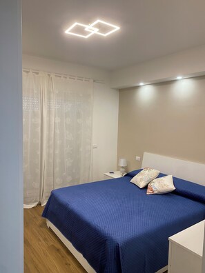 1 bedroom, iron/ironing board, WiFi, bed sheets - 1 Bedroom Apartment in Messina (Messina)