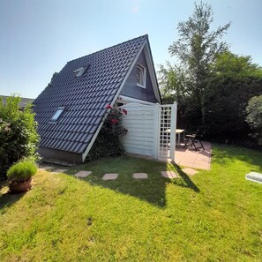 Exterior - Sehr Schönes Ferienhaus mit Garten in Ruhiger Lage, nur 700m vom Strand Entfernt (Cuxhaven)