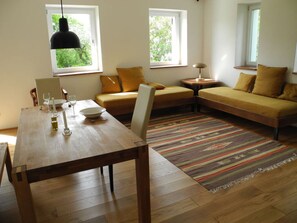 Apartment | Private kitchen - Holiday Home The House on the Aland (Seehausen)