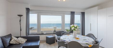 Apartment | Living area