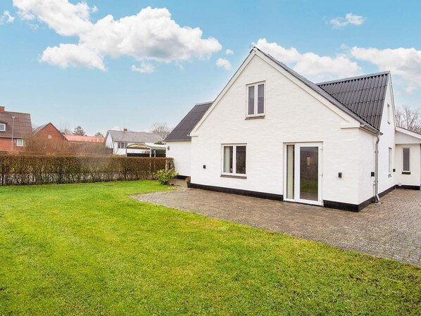 House | Exterior