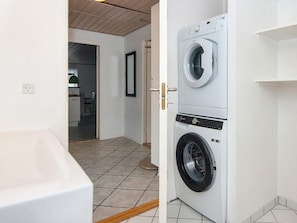 House | Property amenity - 4 Star Holiday Home in Orsted (Ørsted)