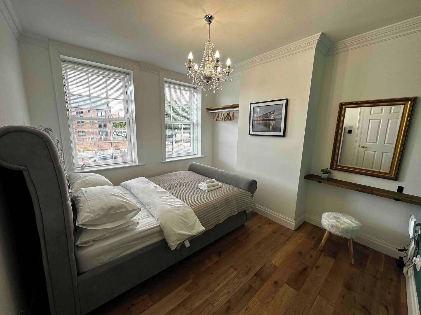 4 bedrooms, iron/ironing board, free WiFi, bed sheets