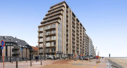 Spacious Studio Near Seafront