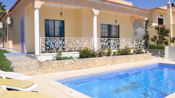 Pool - Spacious Villa in the Resort of Vilamoura With Private Swimming Pool (Loulé)