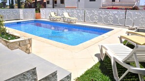 Pool - Spacious Villa in the Resort of Vilamoura With Private Swimming Pool (Loulé)