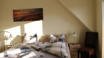 House | 3 bedrooms, individually furnished, iron/ironing board