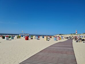 Beach - Borkum Ideal 71 A Comfortable Holiday Residence (Borkum)
