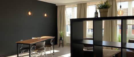 Apartment | Dining