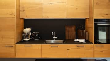 Apartment | Private kitchen | Electric kettle, toaster, highchair