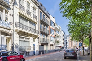 Apartment | View from property - Apartment on Church Square With Cozy Terrace (Blankenberge)