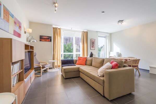 Apartment | Living area