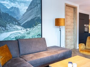 Living area - Beautiful Apartment 600 m From the ski Lift (Schruns)