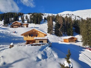 Chalet | Exterior