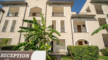 Apartemen | Resepsionis