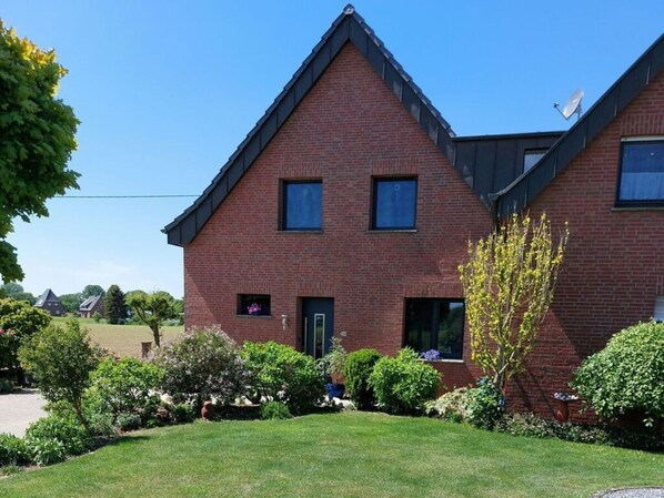 Exterior - Sunshine Comfortable Holiday Residence (Goch)