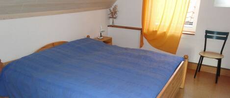 Casa | 1 camera, con arredamento individuale