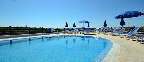 Huvila | Uima-allas | Ulkouima-allas