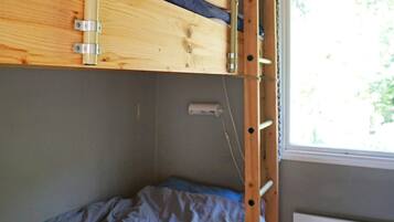 House | 3 bedrooms, individually furnished