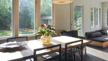 House | Dining