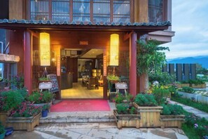 Exterior - YingHuoChong (Ninglang)