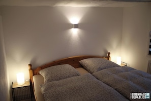 2 bedrooms, iron/ironing board, travel crib, free WiFi