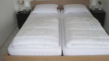 Căn hộ | 2 phòng ngủ, trang bị nội thất với thiết kế riêng biệt