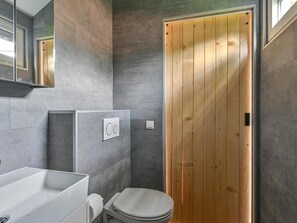 Chalet | Bathroom