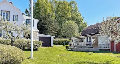 9 Person Holiday Home in Lysvik