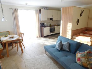 Apartment | Eigene Küche | Hochstuhl