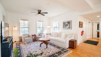 Smart TV, fireplace, printers