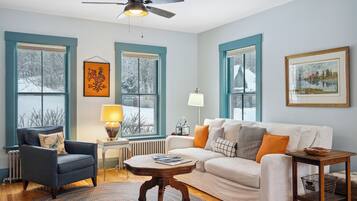 Smart TV, fireplace, printers