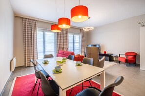 Apartment | Dining - Apartment in St-idesbald Near the Beach (Koksijde)