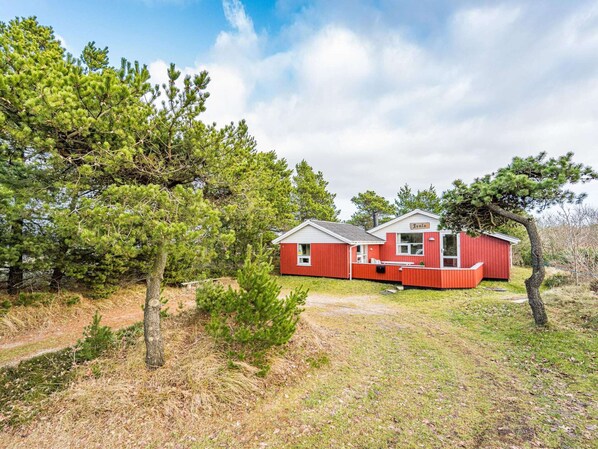 House | Exterior - 6 Person Holiday Home in Henne (Henne)