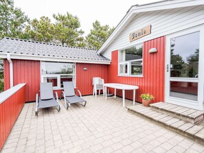 House | Exterior - 6 Person Holiday Home in Henne (Henne)