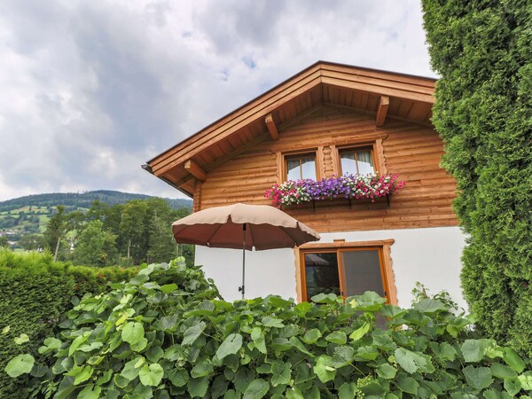 Cosy Holiday Home Near Ski Area - Kaprun