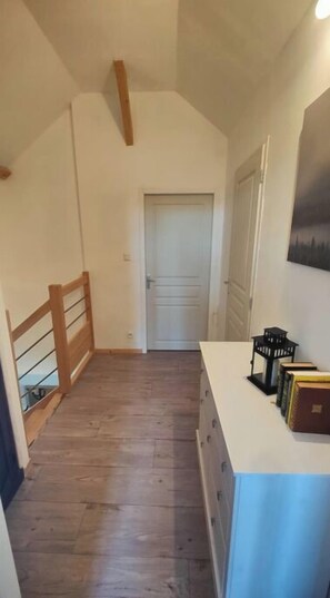 Interior - Logement Dans le Brionnais, Proche de la Gare (Chauffailles)