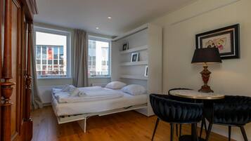 1 habitación y ropa de cama