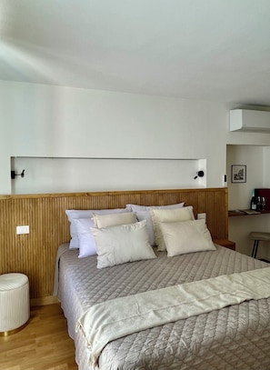 Chambre Romantique, vue mer