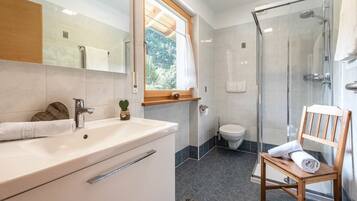 House | Bathroom
