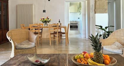 Charming 17th-century Landhouse Xiprer - near to the town and the sea