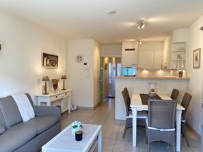Apartment | Living room - Apartment in Nieuwpoort by the Beach (Nieuwpoort)