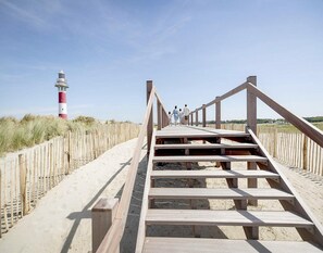 Apartment | View from property - Apartment in Nieuwpoort by the Beach (Nieuwpoort)