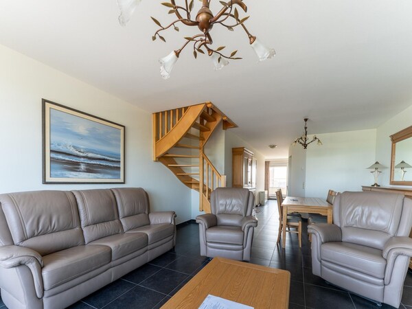 Bright Coastal Stay In Bredene - Bredene