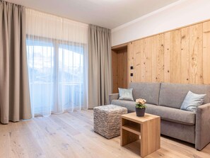 Apartment | Living room - New Apartment in Kitzbuhel With Wellness Area (Reith bei Kitzbuehel)