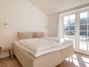 House - 6 Person Holiday Home in Fano (Fano)