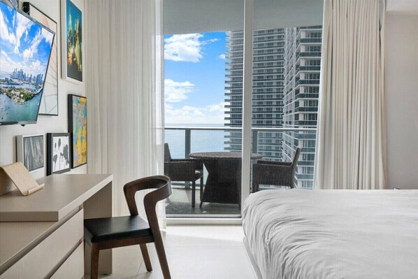 1 室のベッドルーム、デスク、アイロン / アイロン台、WiFi