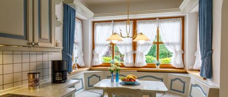 Apartment | Private kitchen | Oven, electric kettle, toaster